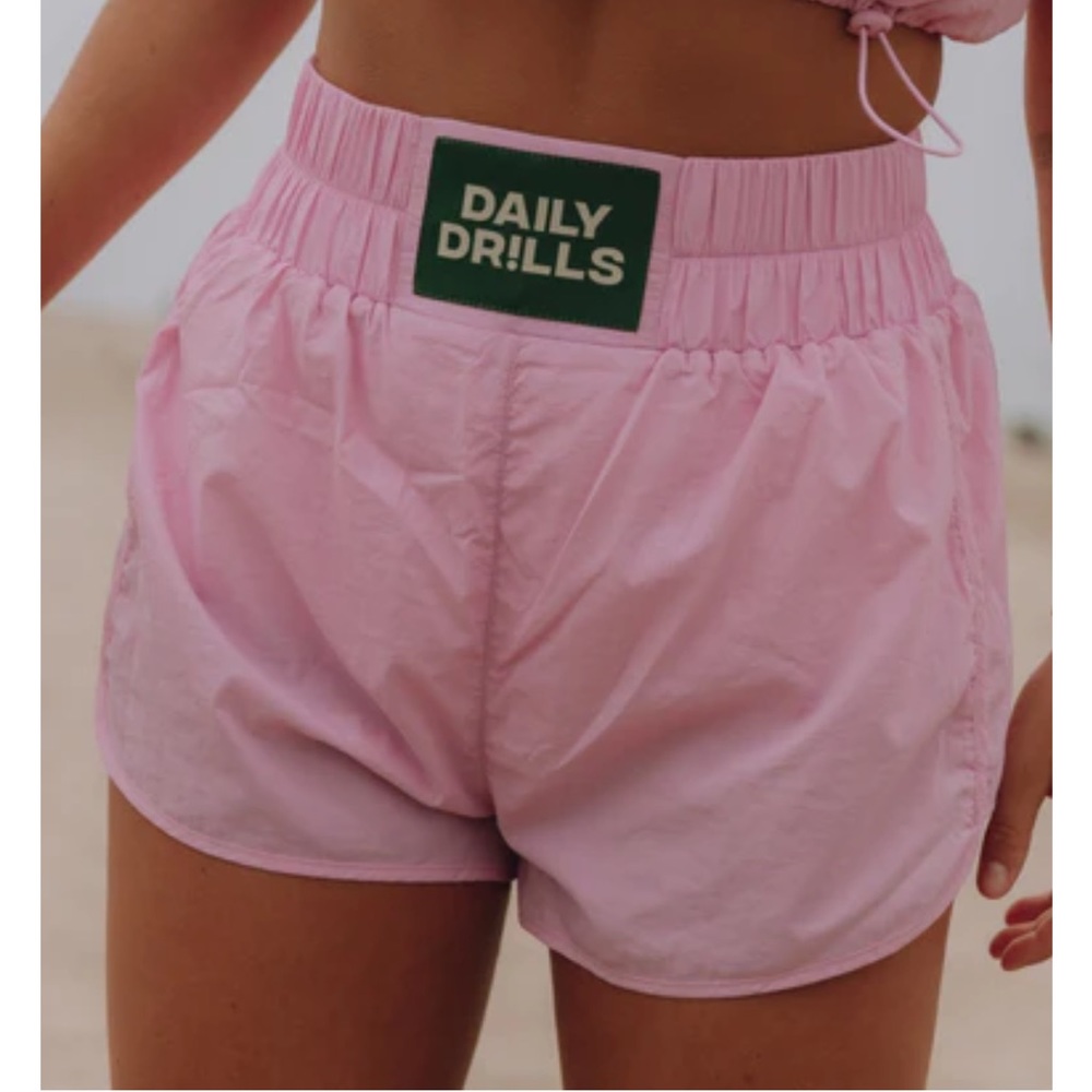 Pink daily drills shorts size L!